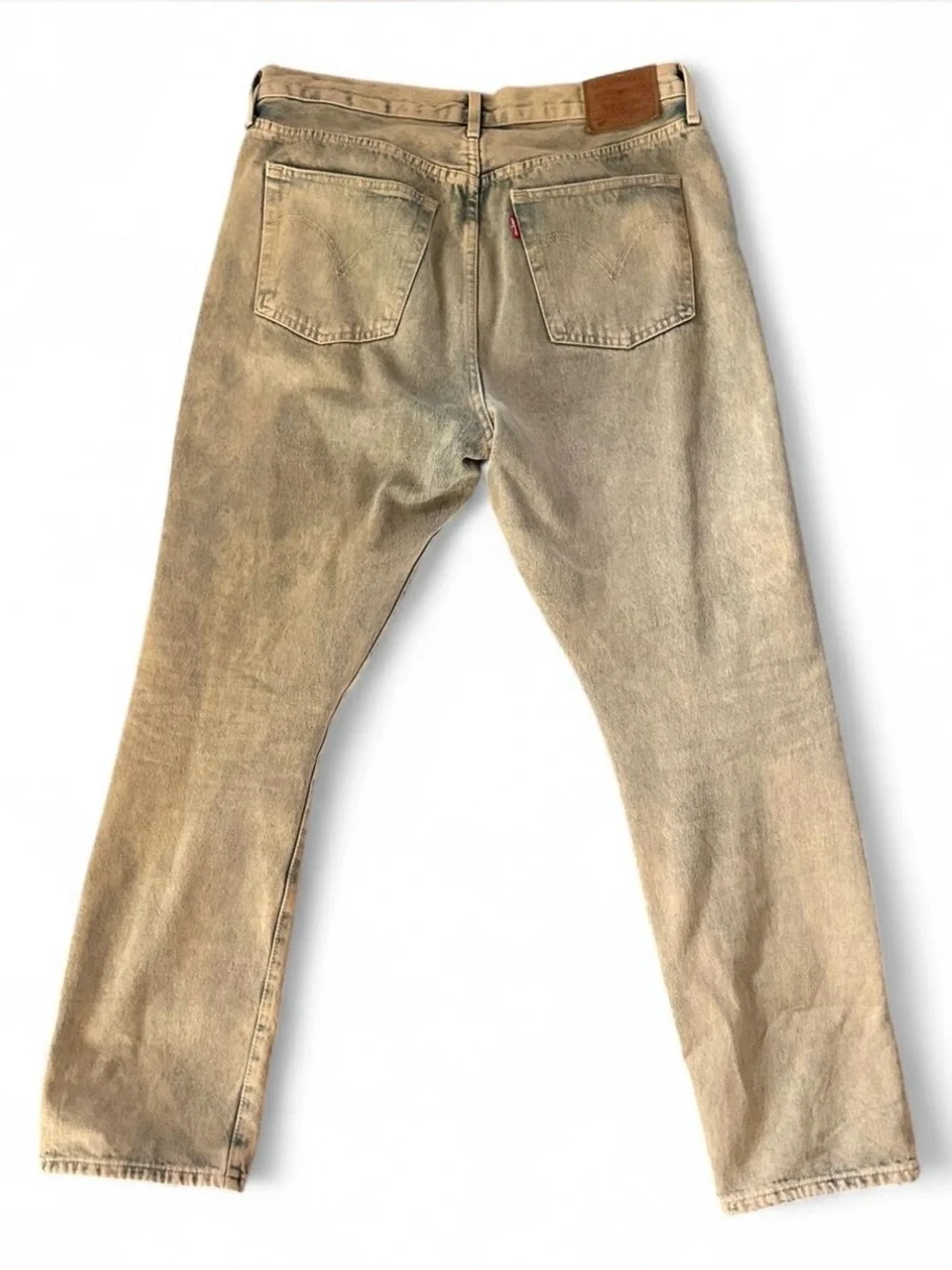 Women’s 501 Levi original fit straight leg jean • Miners Business medium wash •